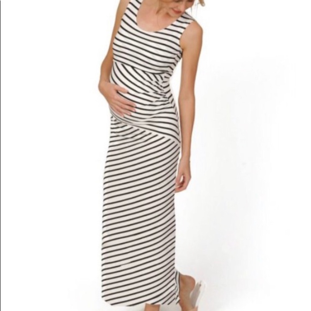 Nursing/Maternity Maxi dress size M black white